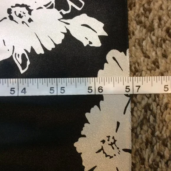 JS Collections Black and White Gown - Picture 6 of 9